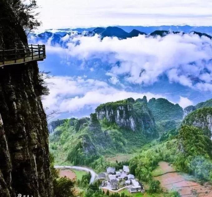 长城汽车第一时间启动预案,为新疆地震灾区提供救援支持